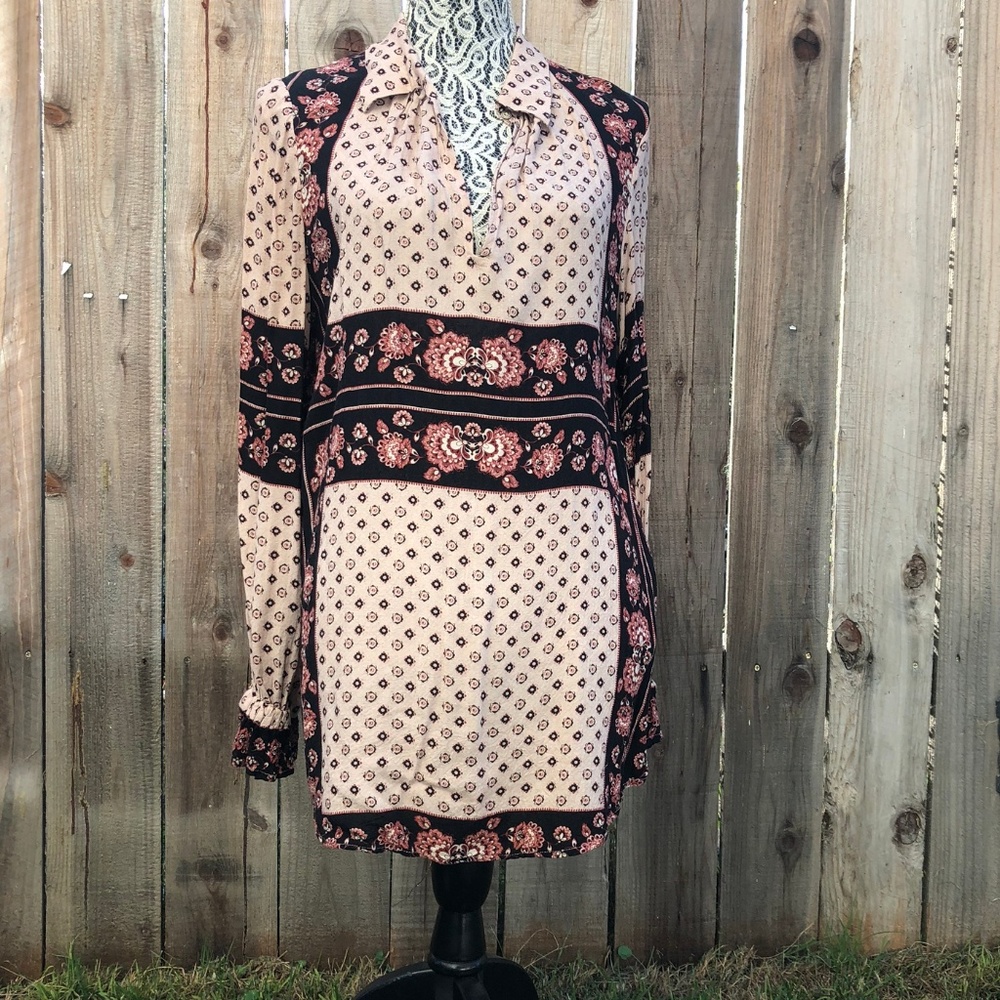 Free People Boho Floral Cream Colored Tunic - Picture 4 of 9